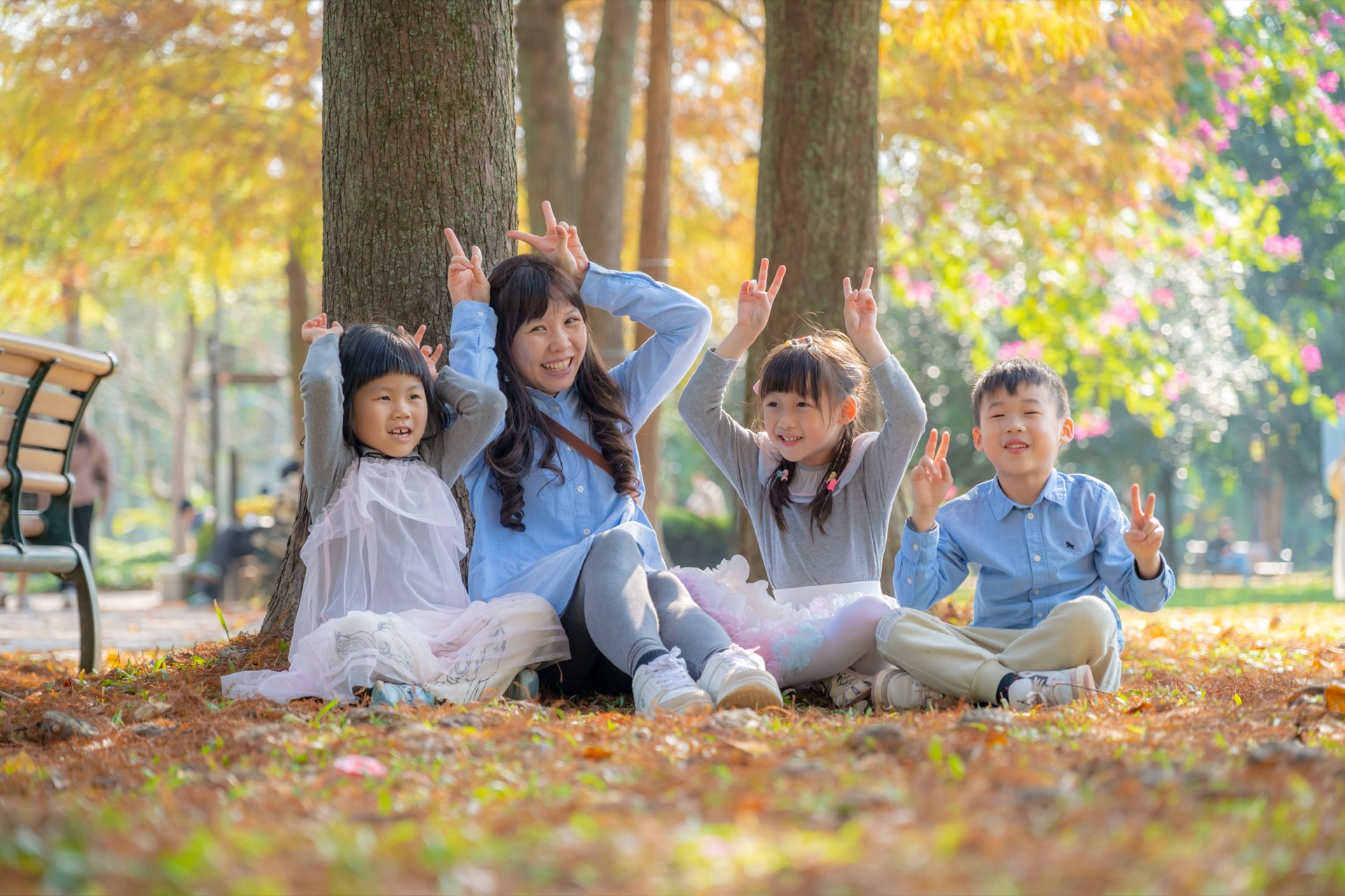 畢業照 學士服 團體照 小學畢業